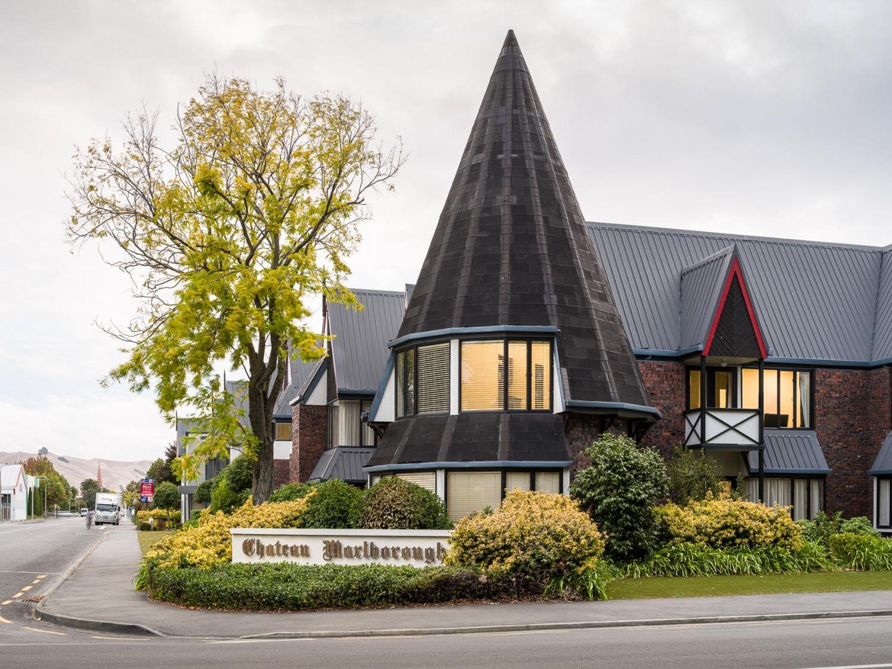 Carnmore Chateau Marlborough Blenheim Exterior photo The former headquarters of the New Zealand Broadcasting Corporation in Wellington